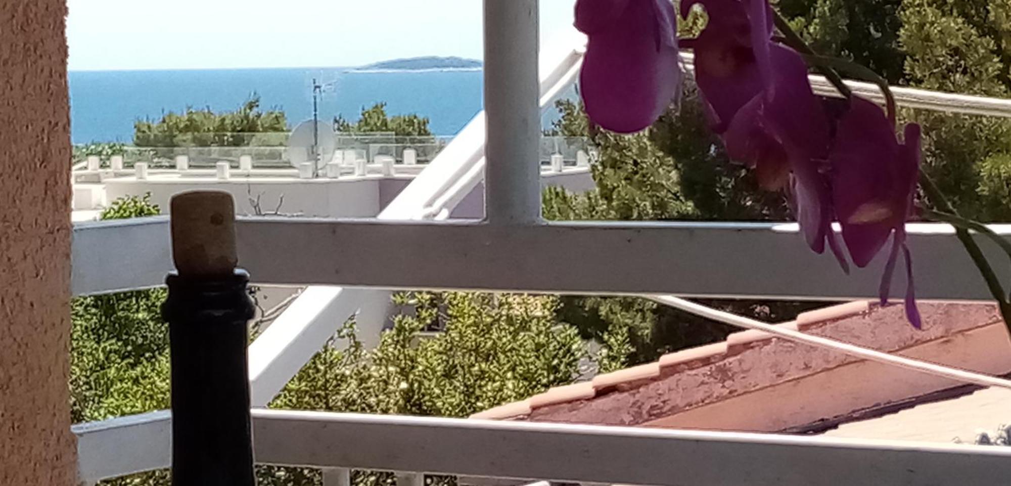 Apartments Bilo Near Primošten Habitación foto